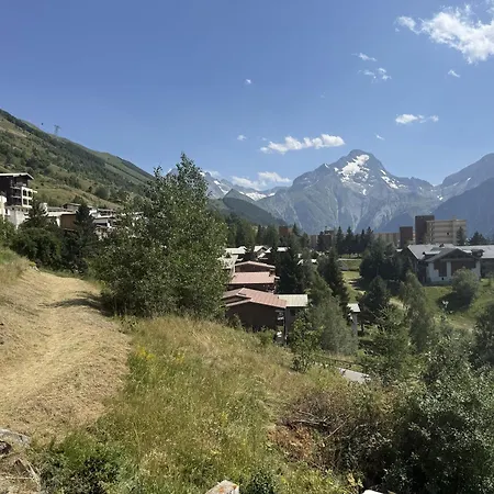 Grand Au Pied Des Pistes Au Village 1800 Des Deux Alpes *